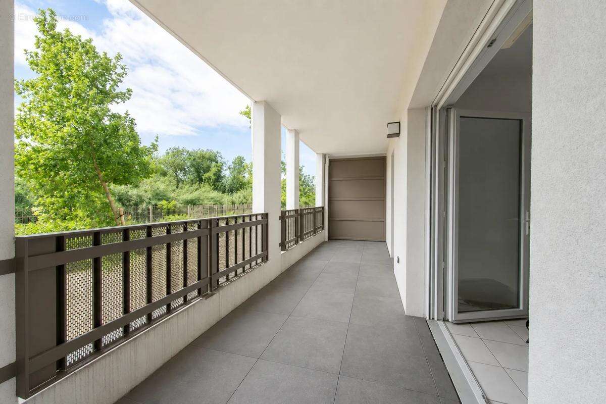 Appartement 2 pièces, copropriété PMR, avec terrasse et parking - photo 3