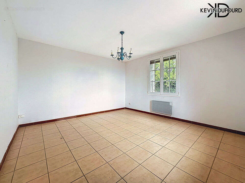 Maison à SAINT-LAURENT-SOUS-COIRON