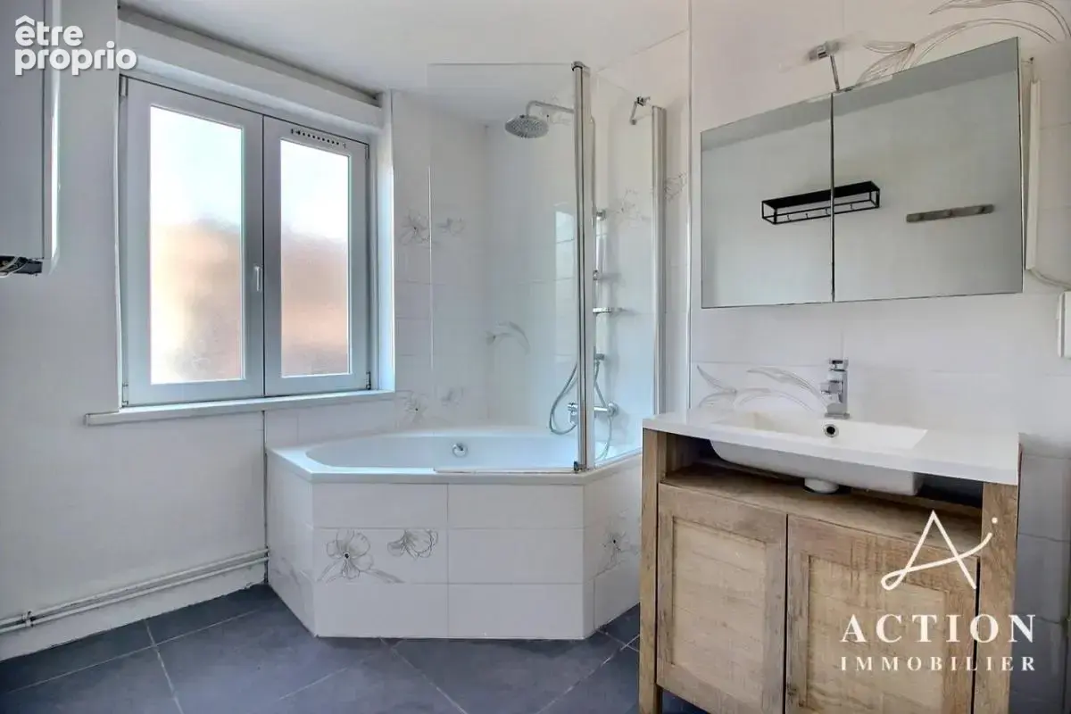 Croix proche mairie maison 67 m² 3 chambres - photo 6