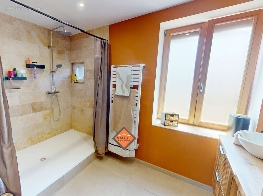 Appartement à CHATILLON