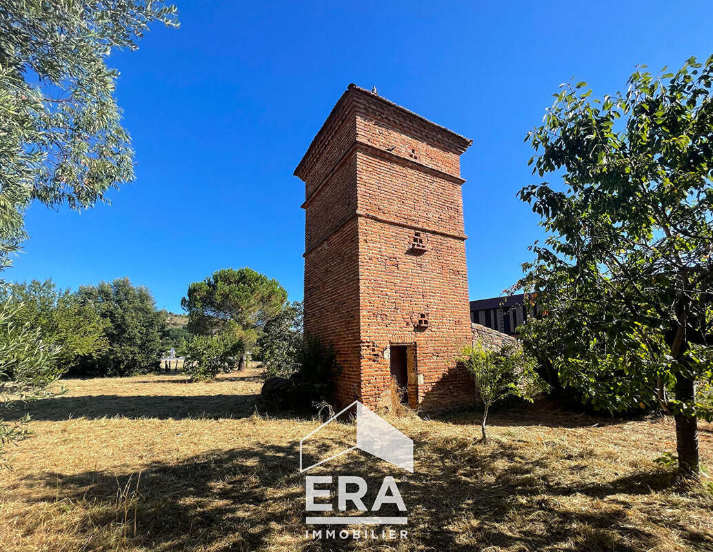 Terrain à LESCURE-D&#039;ALBIGEOIS