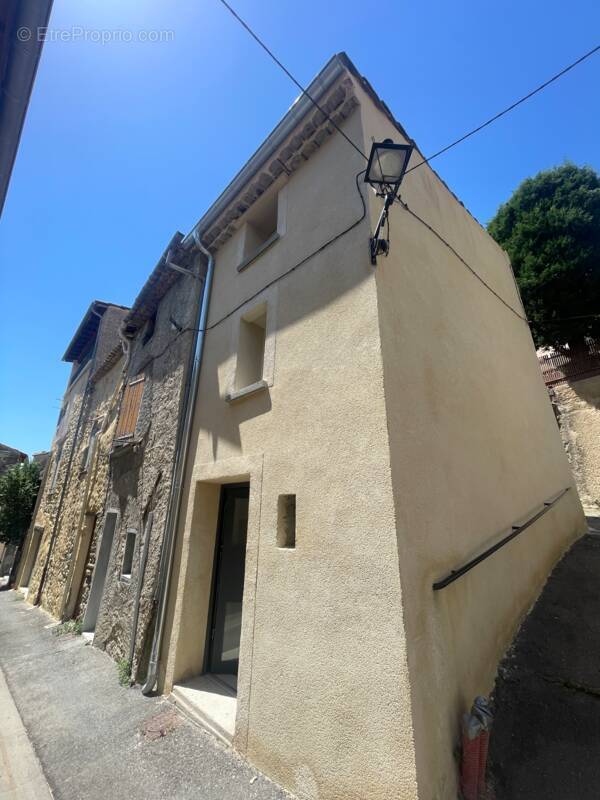 Maison à VOLONNE