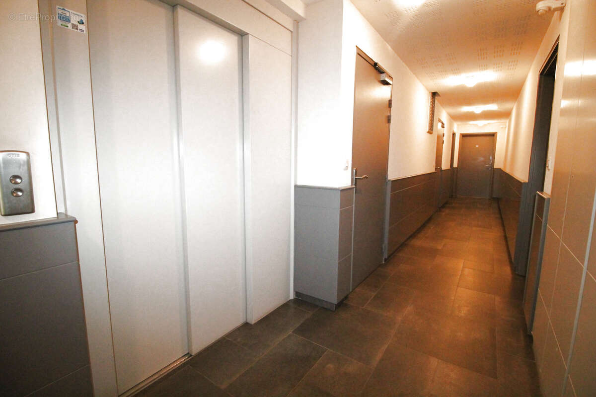 Appartement à SAINT-MARTIN-BOULOGNE