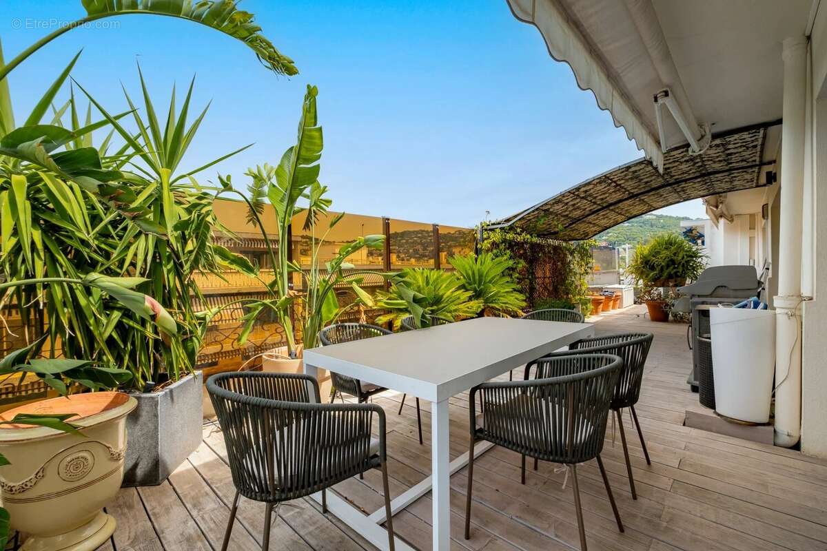 Appartement à CANNES