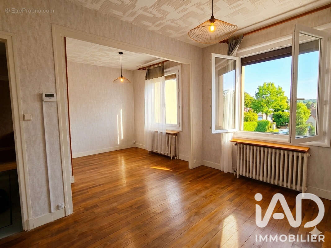Photo 4 - Maison à MONTLUCON