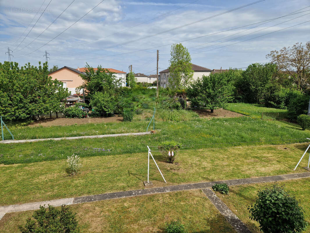 Appartement à FAMECK