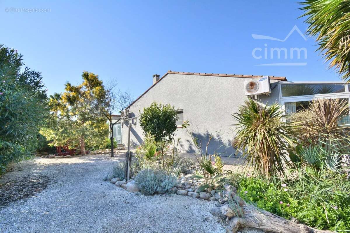 Maison à SAINT-CYPRIEN