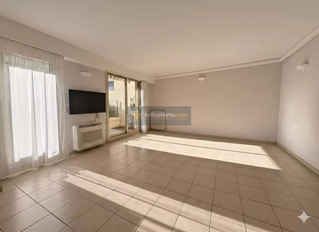 Appartement à SAINT-RAPHAEL