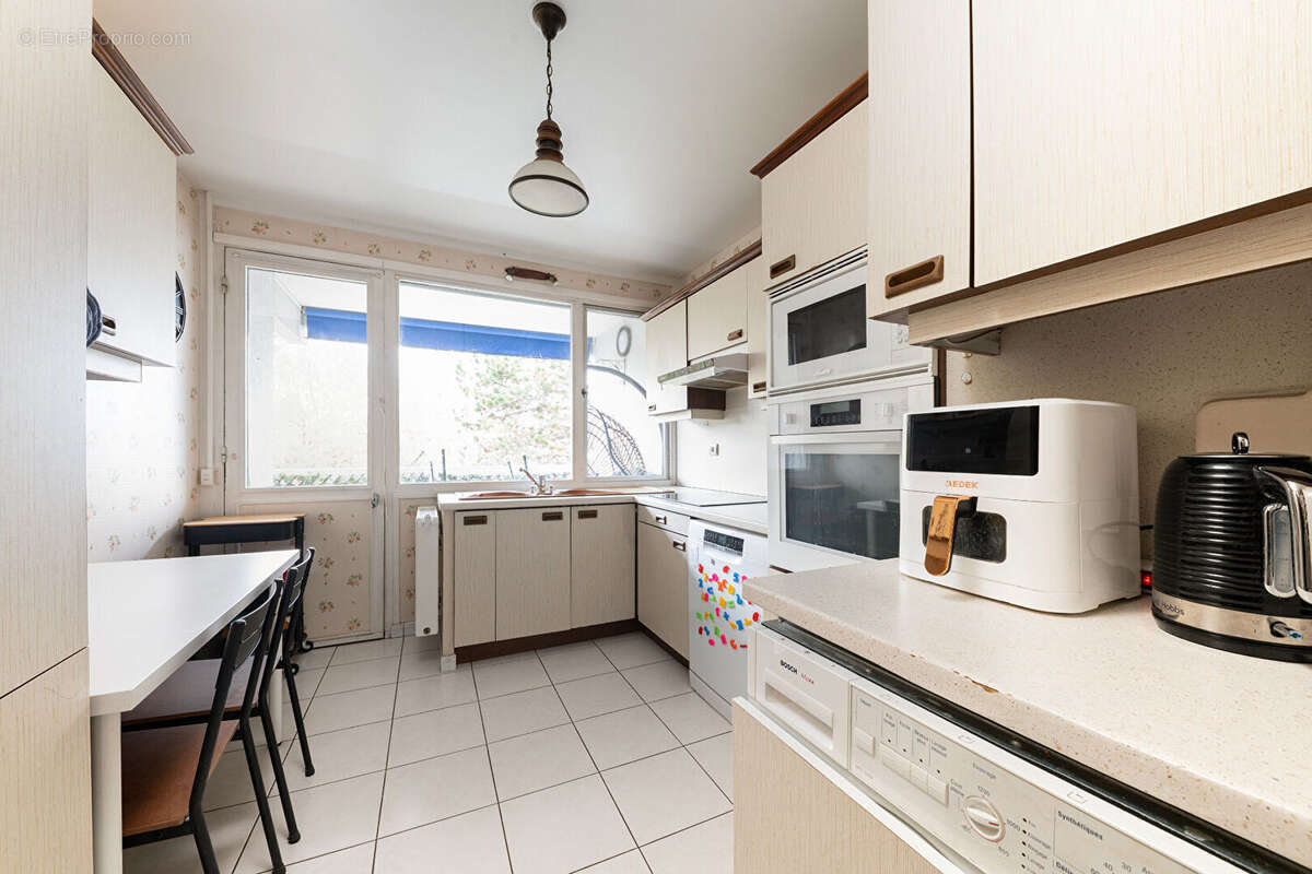 Appartement à VAIRES-SUR-MARNE