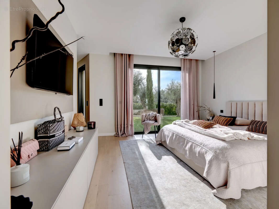 Maison à OPIO