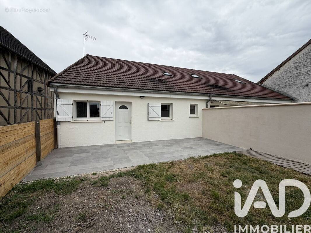 Photo 1 - Maison à SEVREY