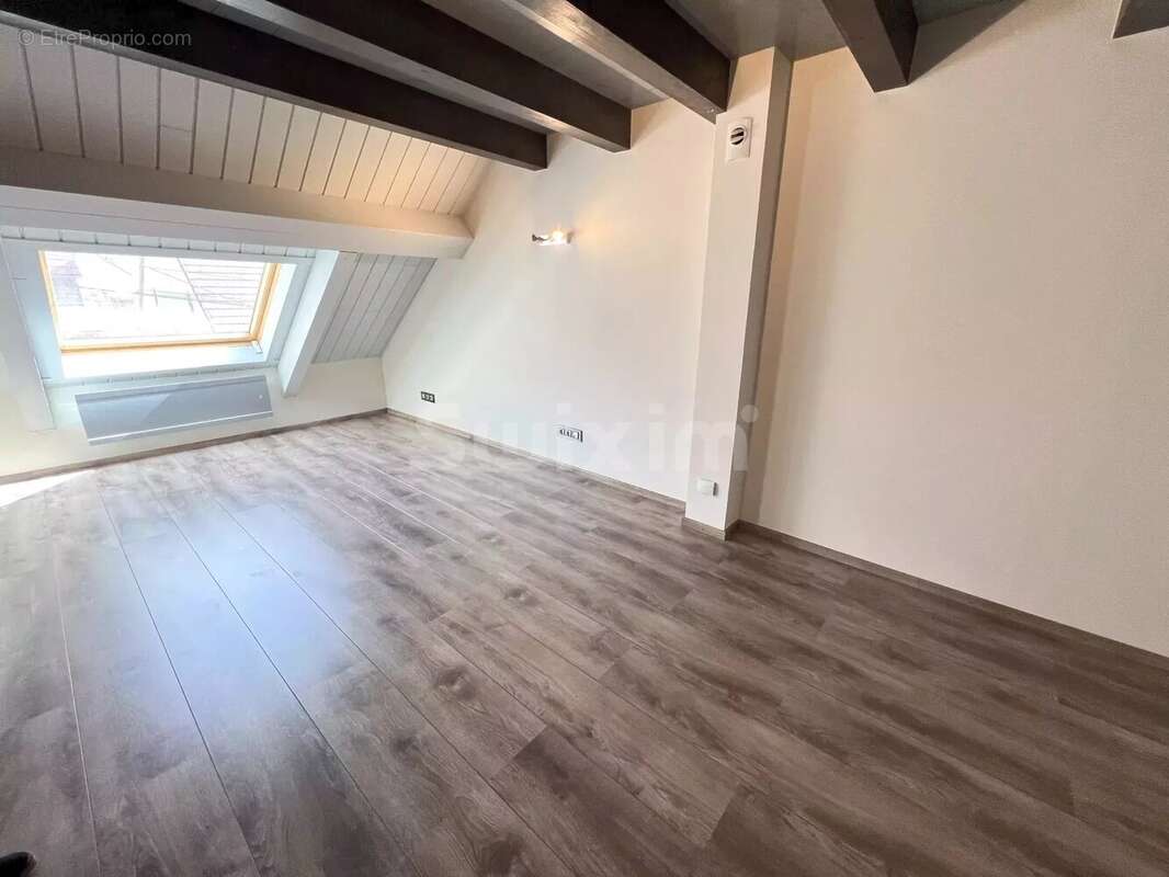 Maison à LONS-LE-SAUNIER