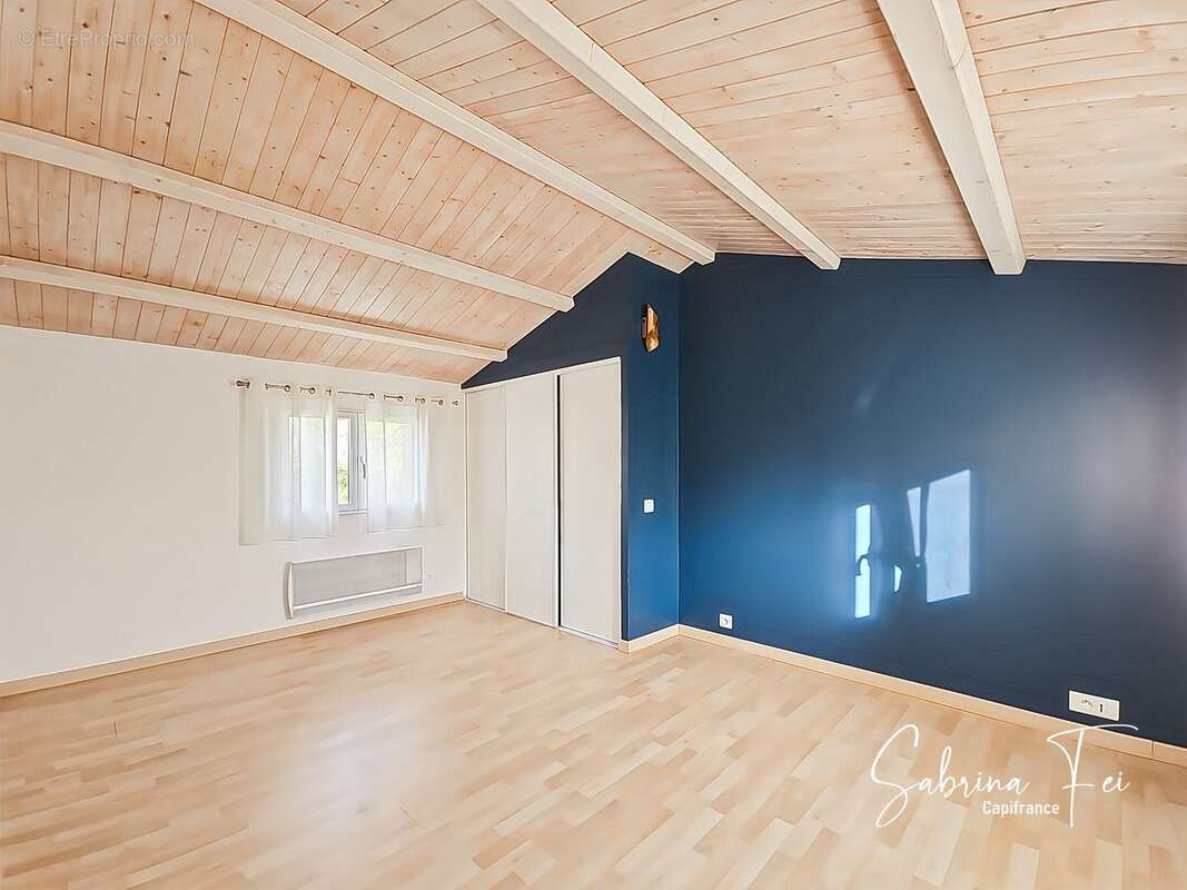 Maison familiale de plus de 165 m² – quartier résidentiel recherché – calme absolu – sans vis-à-vis – exposition sud – piscine - photo 26