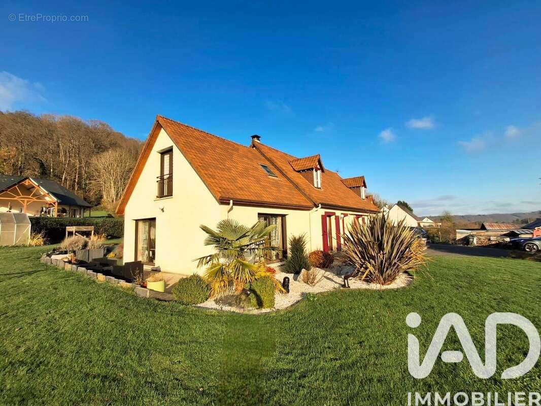 Photo 2 - Maison à TOUTAINVILLE