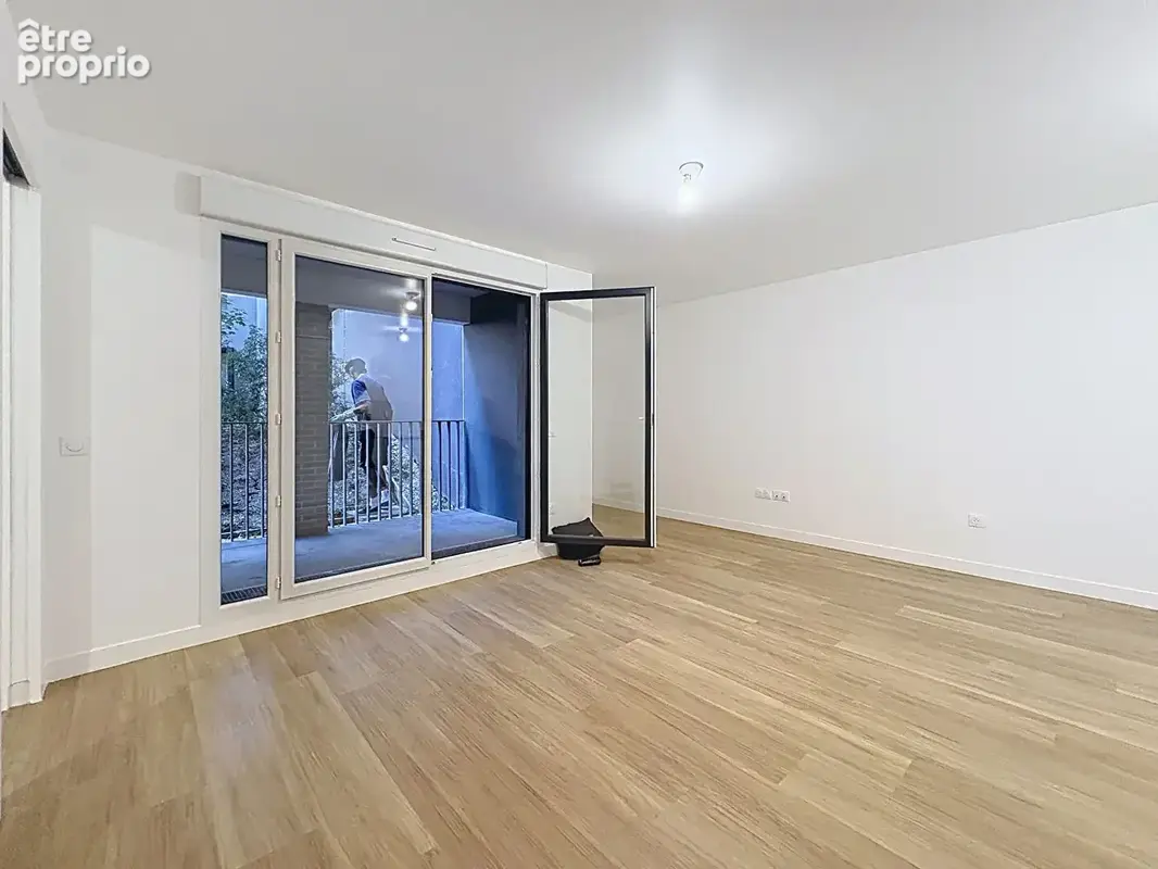 Appartement Romainville 2 pièce(s) 40 m2 avec terrasse proche métro - photo 2