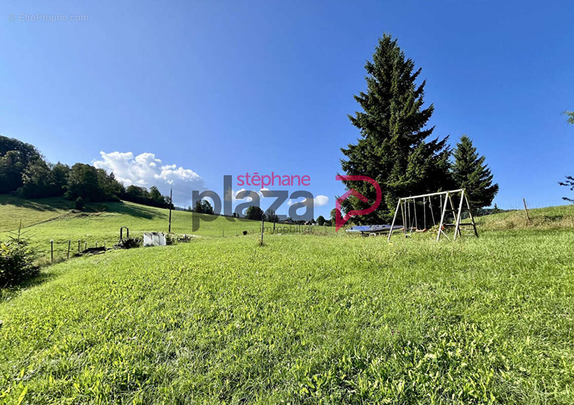 Appartement à FONCINE-LE-BAS