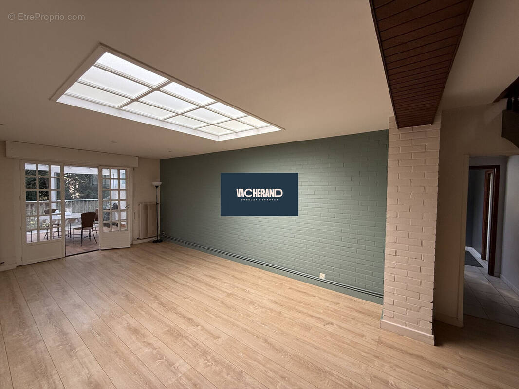 Commerce à SAINT-ANDRE-LEZ-LILLE