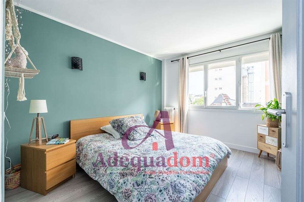 Appartement à COLOMBES