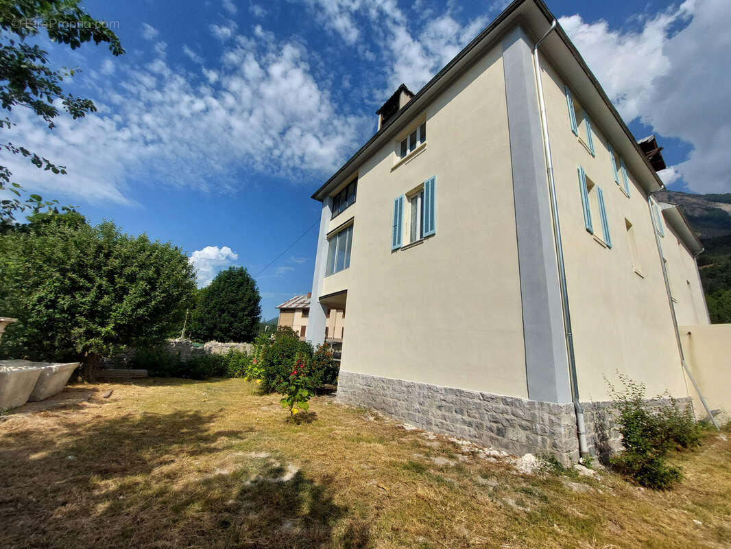 Appartement à JAUSIERS