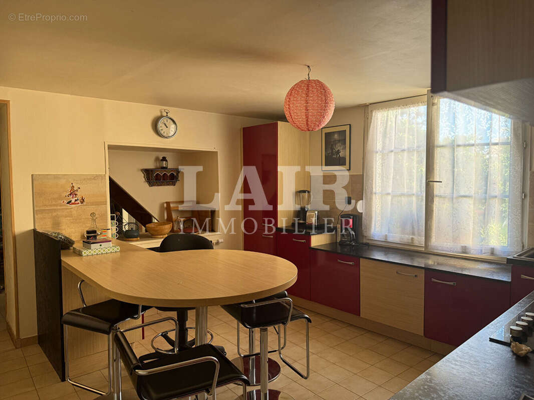 Maison de ville de 175 m² à Alençon - Réf. 13899 - photo 4