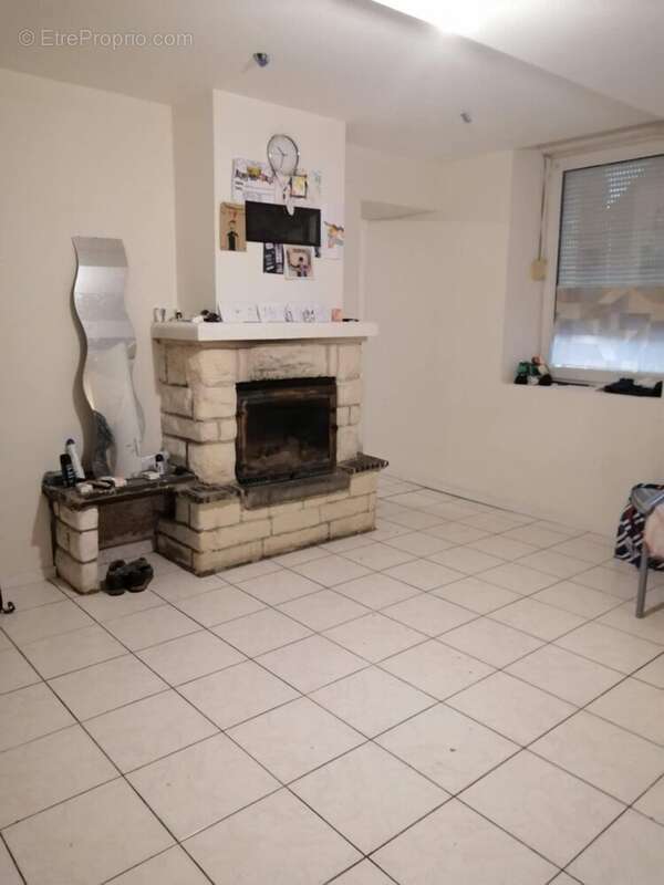 Maison à ORIGNY-SAINTE-BENOITE