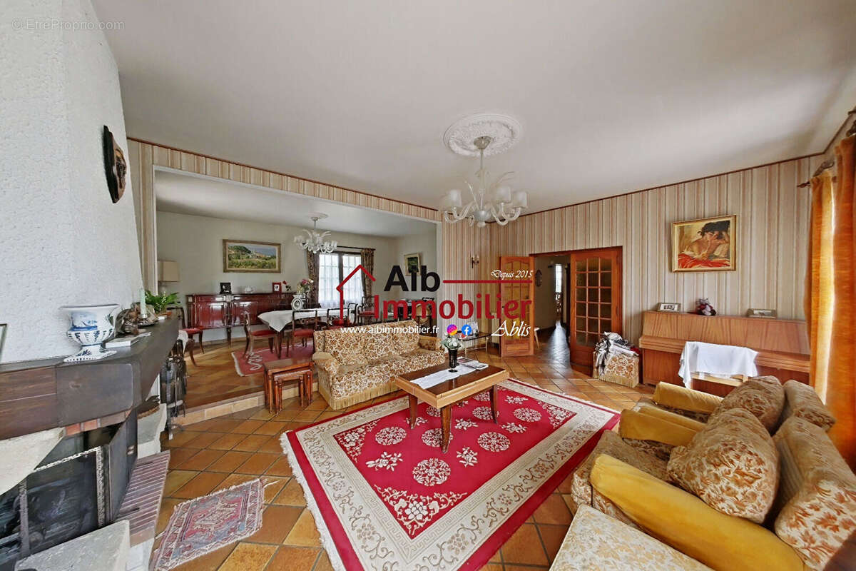 Maison à DOURDAN