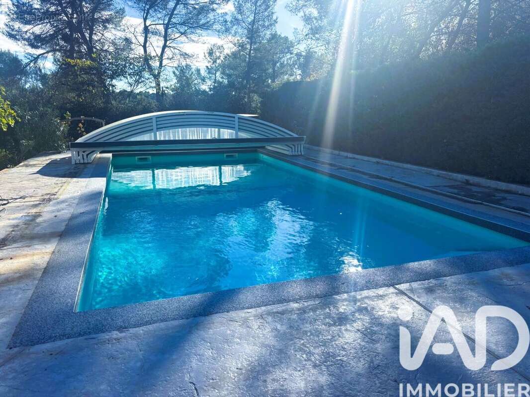 Photo 2 - Maison à BAGNOLS-EN-FORET