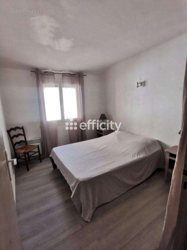 Maison à VILLENEUVE-DE-LA-RAHO