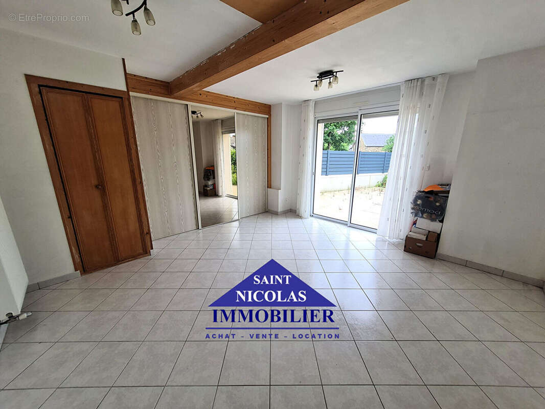 Maison à SAINT-AUBIN-DES-CHATEAUX