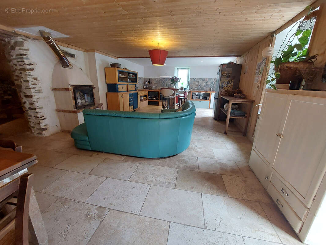 Maison à PEUX-ET-COUFFOULEUX