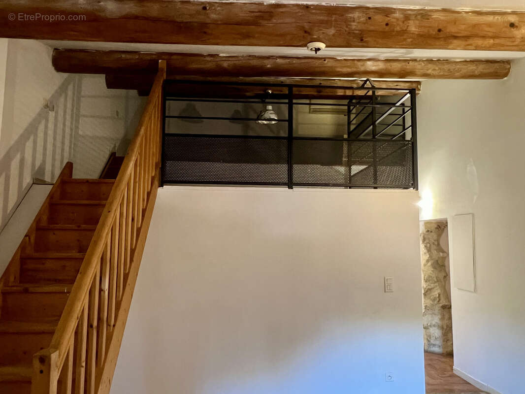 Appartement à VAISON-LA-ROMAINE