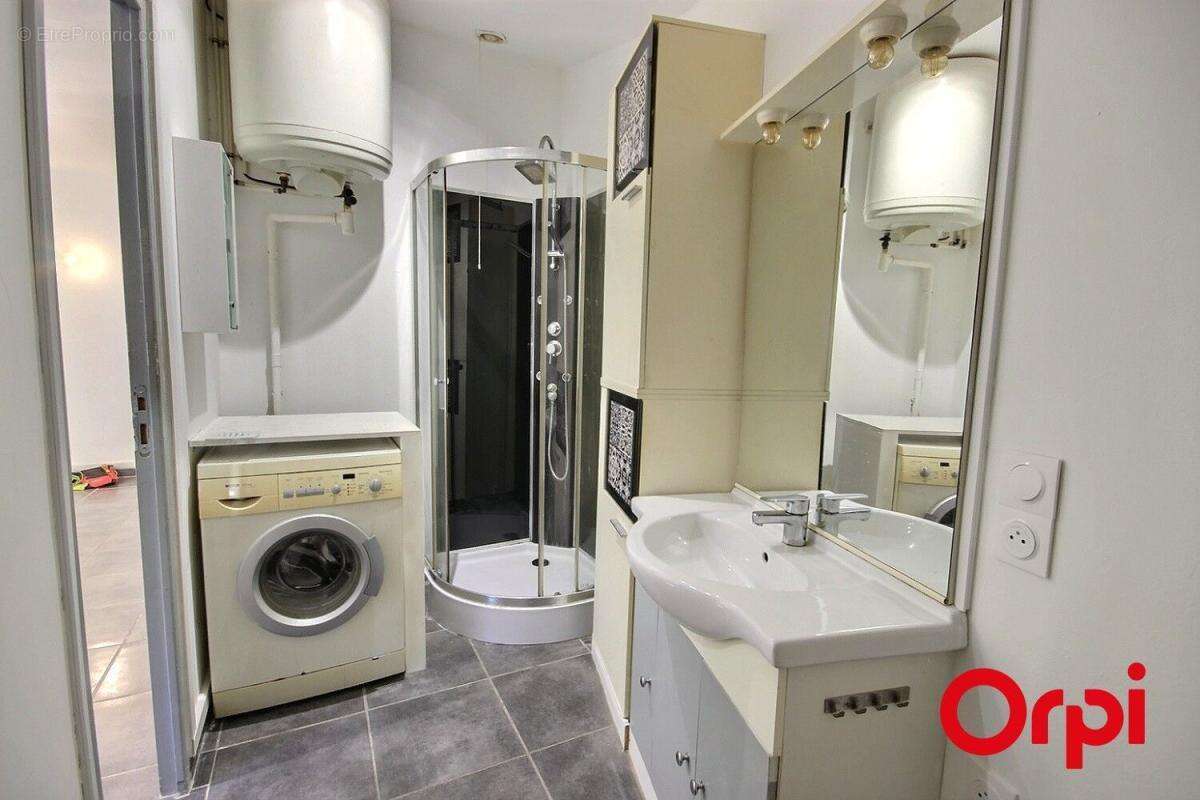 Appartement à MARSEILLE-11E