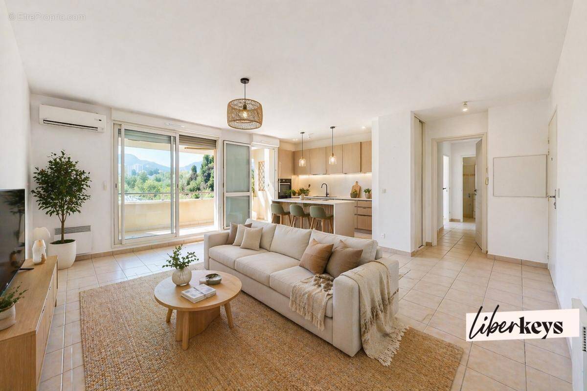 Appartement à MARSEILLE-11E