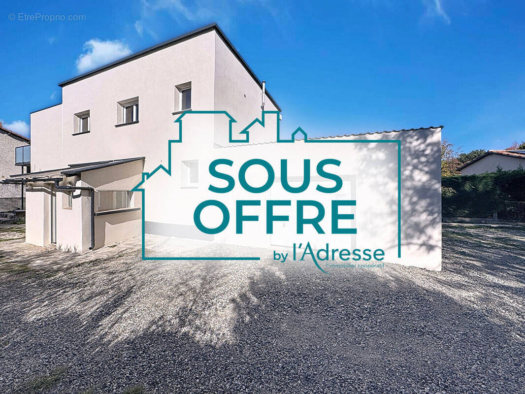 Maison à LA SALVETAT-SAINT-GILLES