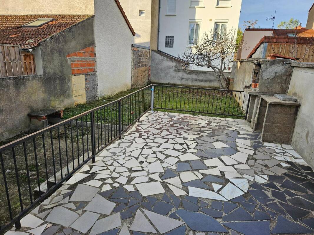 Photo 1 - Maison à VICHY