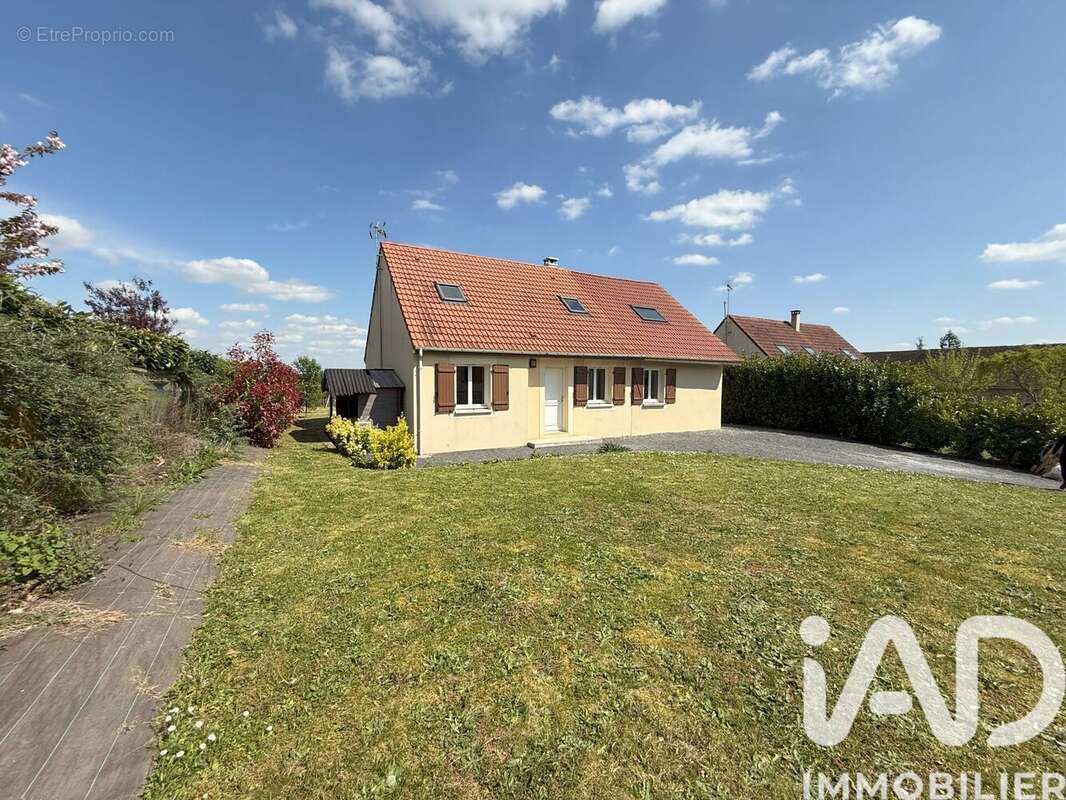 Photo 3 - Maison à CHATENAY-SUR-SEINE