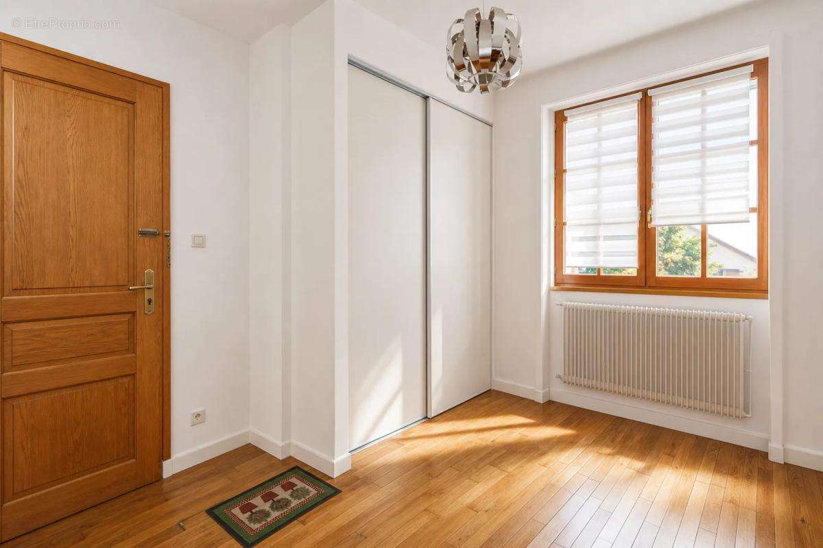 Appartement de 5 pièces de 117 m² à Paray-le-Monial - photo 6