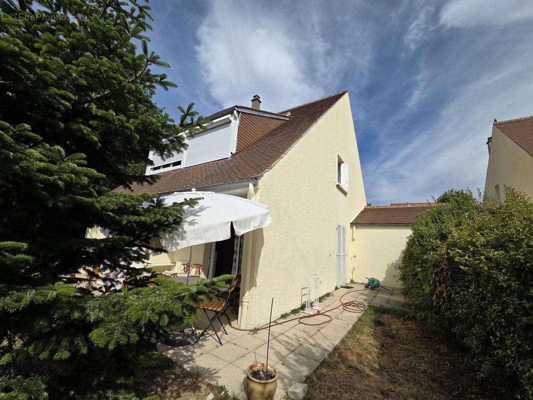 Agréable maison coeur village avec de beaux volumes - photo 8