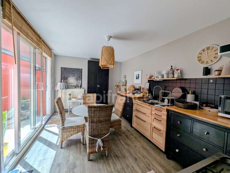 Appartement à BORDEAUX