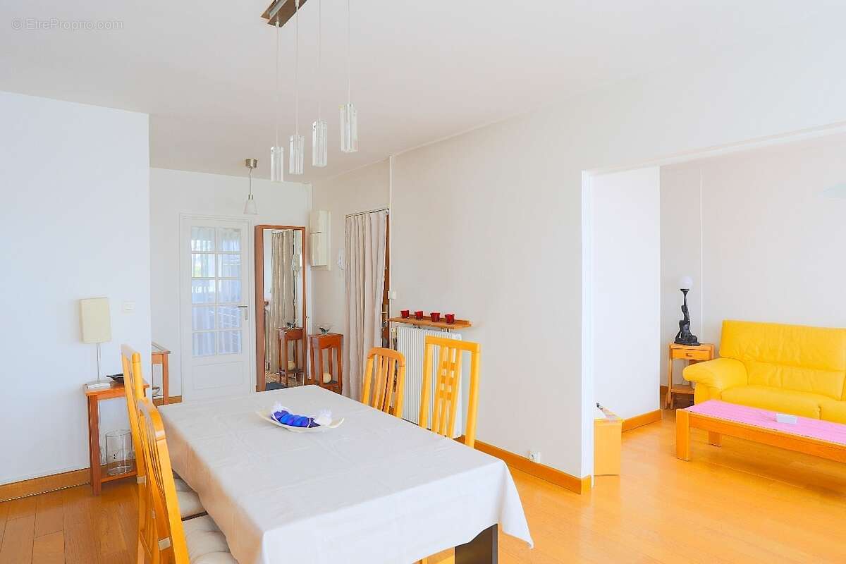 Appartement à YERRES