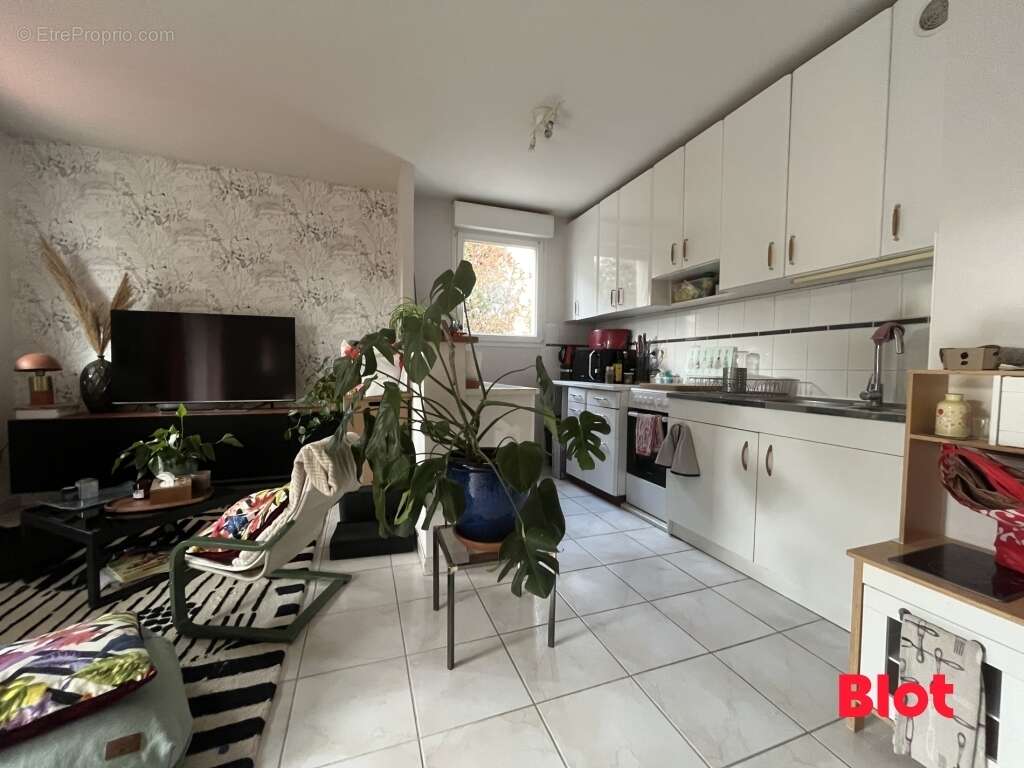 Appartement à BREAL-SOUS-MONTFORT