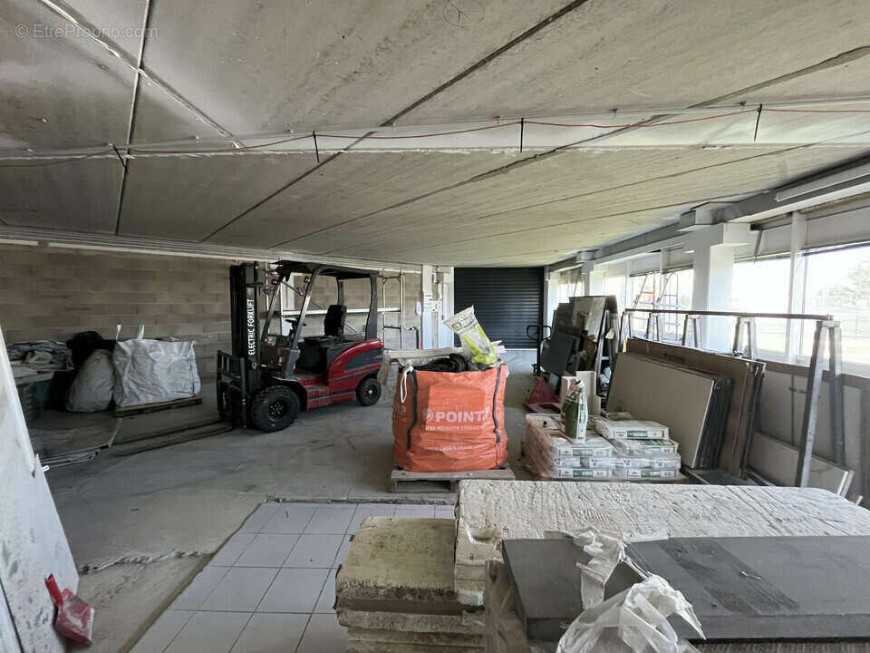 Autre à FONTENAY-TRESIGNY