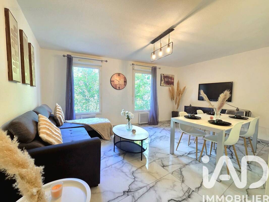 Photo 1 - Appartement à NIMES