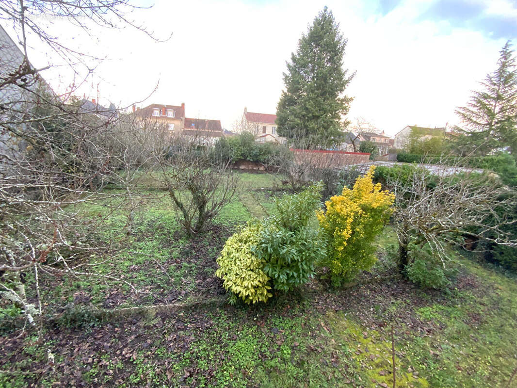 Maison à LE CREUSOT