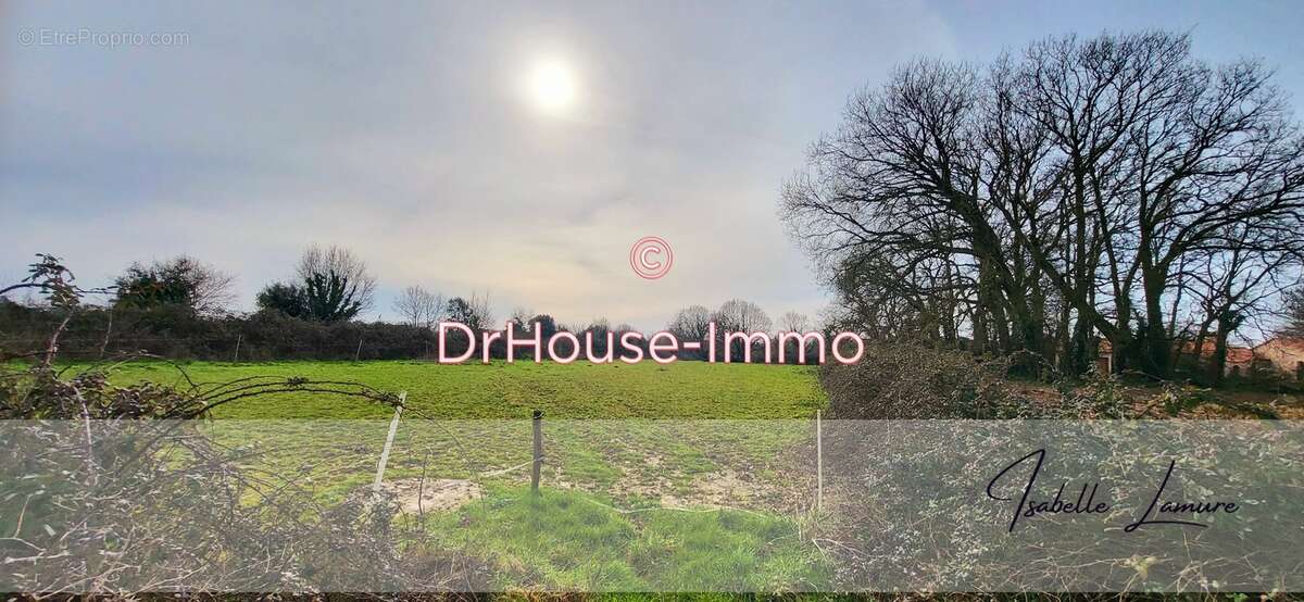 Terrain à JARD-SUR-MER