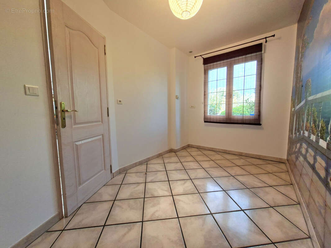 Maison à SAINT-NICOLAS-D'ALIERMONT