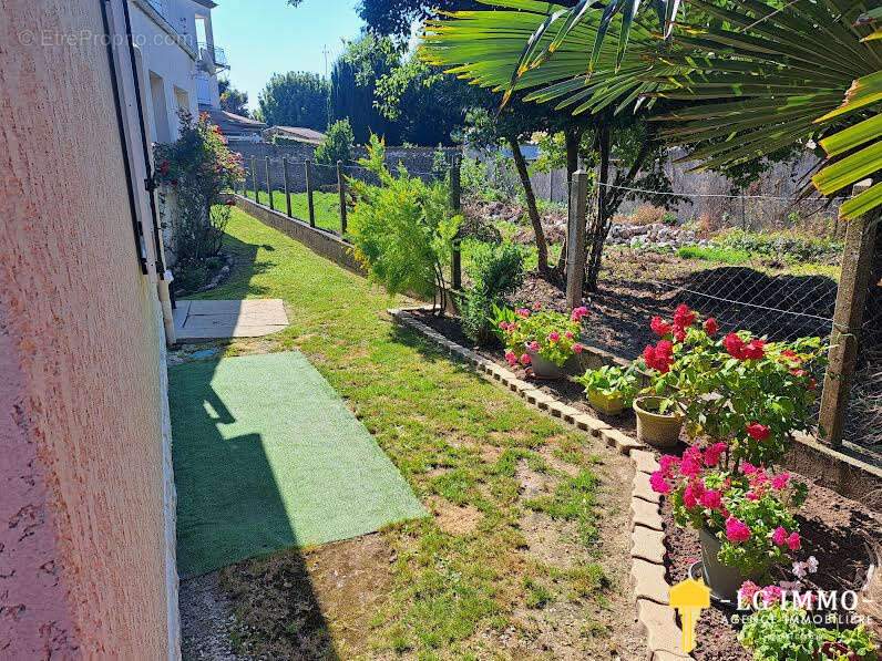Maison à MESCHERS-SUR-GIRONDE