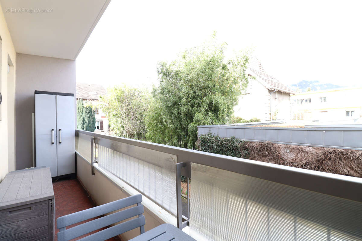 Appartement à SAINT-MARTIN-D'HERES