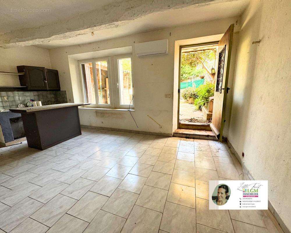 Maison à PLAN-DE-LA-TOUR