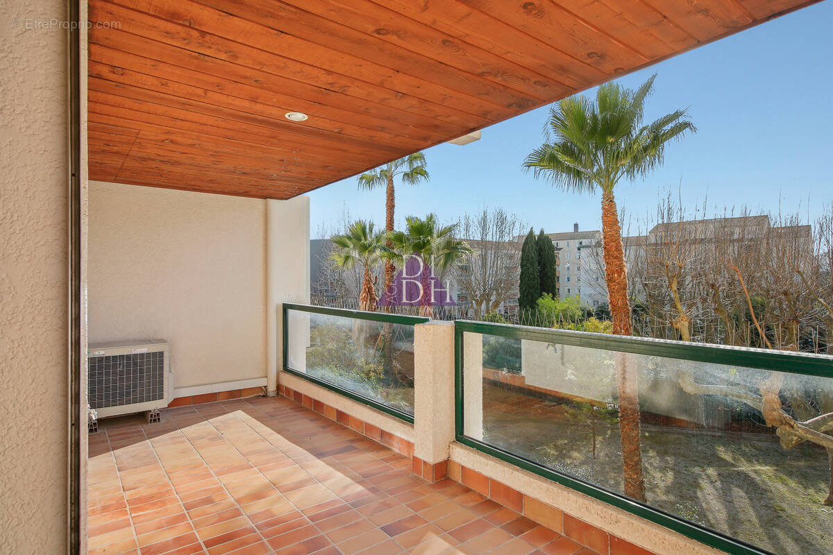 Appartement à HYERES